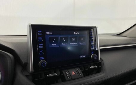 Toyota RAV4, 2020 год, 3 300 000 рублей, 22 фотография