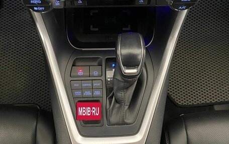 Toyota RAV4, 2020 год, 3 300 000 рублей, 19 фотография