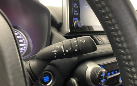Toyota RAV4, 2020 год, 3 300 000 рублей, 34 фотография