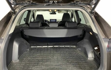 Toyota RAV4, 2020 год, 3 300 000 рублей, 38 фотография