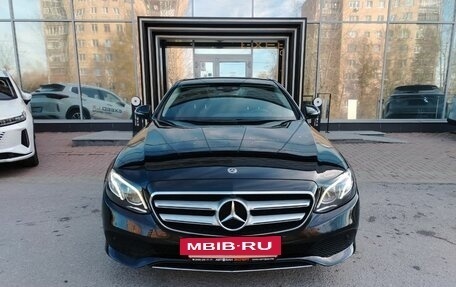 Mercedes-Benz E-Класс, 2019 год, 3 090 000 рублей, 2 фотография