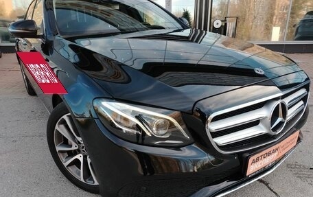 Mercedes-Benz E-Класс, 2019 год, 3 090 000 рублей, 6 фотография