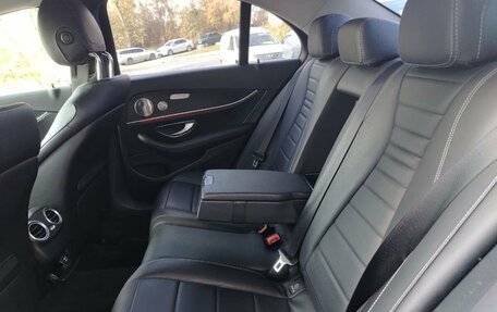 Mercedes-Benz E-Класс, 2019 год, 3 090 000 рублей, 30 фотография