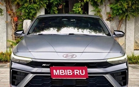 Hyundai Elantra, 2022 год, 1 300 000 рублей, 2 фотография