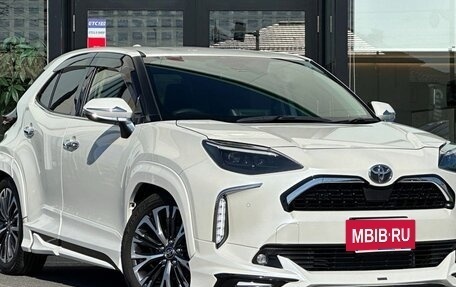Toyota Yaris Cross, 2021 год, 1 334 000 рублей, 8 фотография