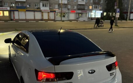 KIA Cerato III, 2011 год, 700 000 рублей, 2 фотография