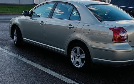 Toyota Avensis III рестайлинг, 2007 год, 665 000 рублей, 7 фотография