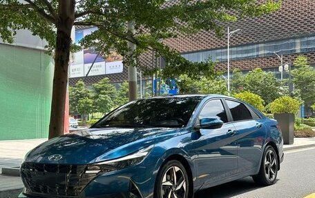 Hyundai Elantra, 2022 год, 1 215 555 рублей, 1 фотография