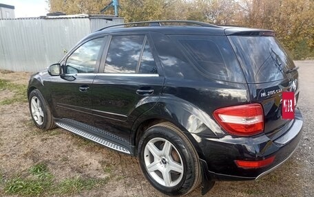 Mercedes-Benz M-Класс, 2009 год, 1 550 000 рублей, 2 фотография