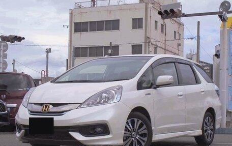 Honda Fit Shuttle I рестайлинг, 2015 год, 715 000 рублей, 3 фотография