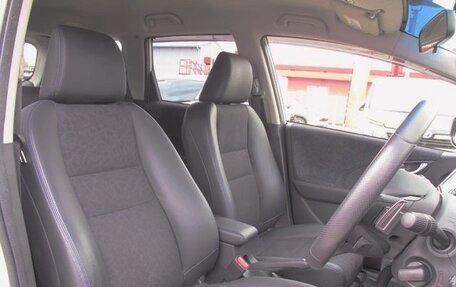 Honda Fit Shuttle I рестайлинг, 2015 год, 715 000 рублей, 18 фотография