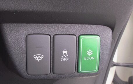 Honda Fit Shuttle I рестайлинг, 2015 год, 715 000 рублей, 14 фотография