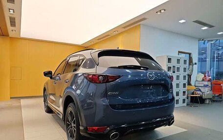 Mazda CX-5 II, 2022 год, 2 200 000 рублей, 21 фотография