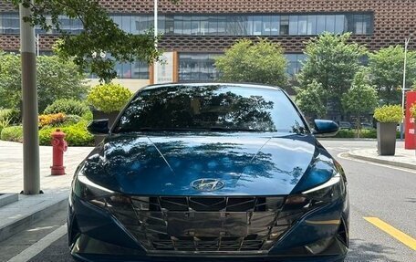 Hyundai Elantra, 2022 год, 1 215 555 рублей, 2 фотография