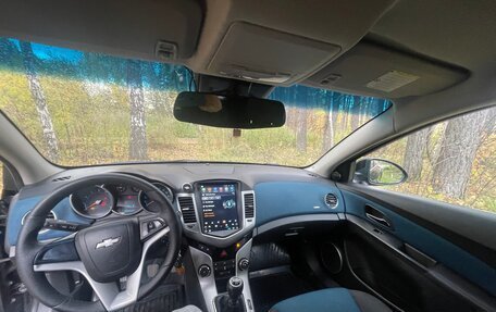 Chevrolet Cruze II, 2012 год, 670 000 рублей, 16 фотография