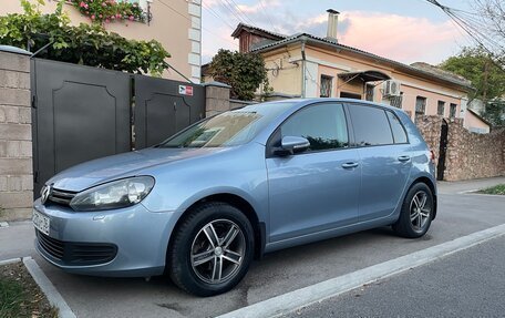 Volkswagen Golf VI, 2011 год, 840 000 рублей, 2 фотография