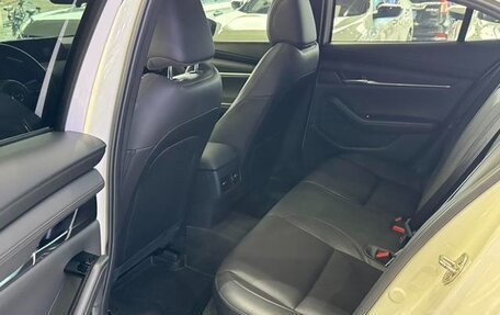 Mazda 3, 2022 год, 1 200 000 рублей, 7 фотография