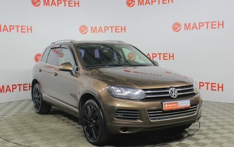 Volkswagen Touareg III, 2011 год, 1 805 000 рублей, 3 фотография