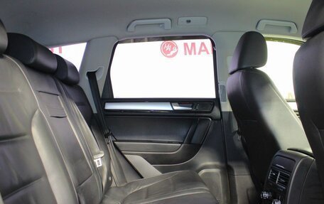 Volkswagen Touareg III, 2011 год, 1 805 000 рублей, 11 фотография