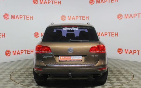 Volkswagen Touareg III, 2011 год, 1 805 000 рублей, 6 фотография