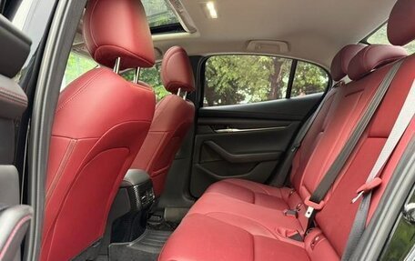 Mazda 3, 2022 год, 1 400 000 рублей, 9 фотография