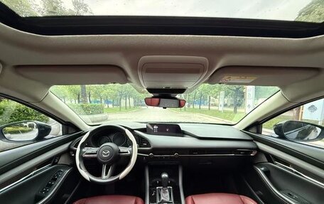 Mazda 3, 2022 год, 1 400 000 рублей, 7 фотография