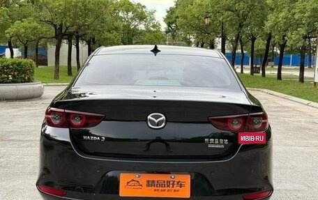Mazda 3, 2022 год, 1 400 000 рублей, 4 фотография