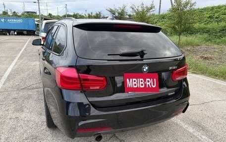 BMW 3 серия, 2018 год, 1 650 000 рублей, 6 фотография