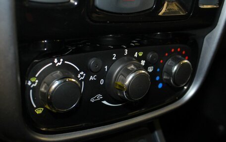 Renault Duster I рестайлинг, 2012 год, 780 000 рублей, 13 фотография