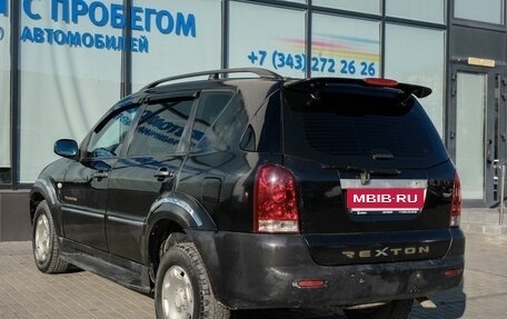 SsangYong Rexton III, 2006 год, 680 000 рублей, 3 фотография