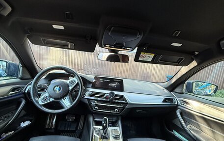BMW 5 серия, 2018 год, 3 190 000 рублей, 13 фотография