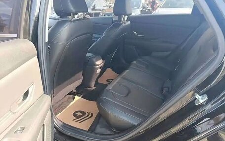 Hyundai Elantra, 2022 год, 1 693 000 рублей, 14 фотография