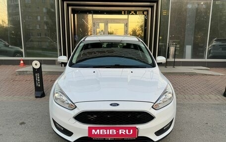 Ford Focus III, 2017 год, 1 075 000 рублей, 2 фотография