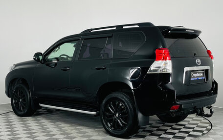 Toyota Land Cruiser Prado 150 рестайлинг 2, 2013 год, 2 590 000 рублей, 8 фотография