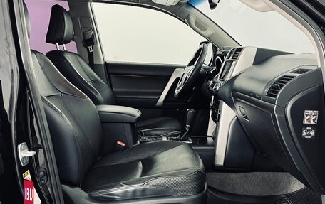 Toyota Land Cruiser Prado 150 рестайлинг 2, 2013 год, 2 590 000 рублей, 10 фотография