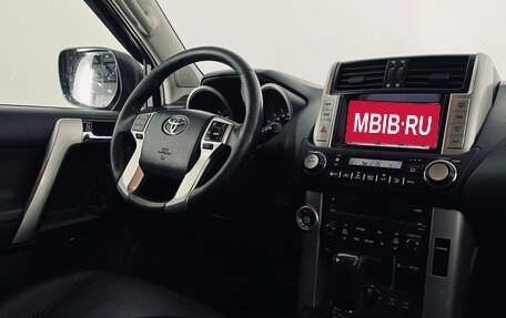 Toyota Land Cruiser Prado 150 рестайлинг 2, 2013 год, 2 590 000 рублей, 11 фотография