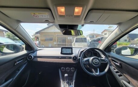 Mazda Demio IV, 2018 год, 800 000 рублей, 9 фотография