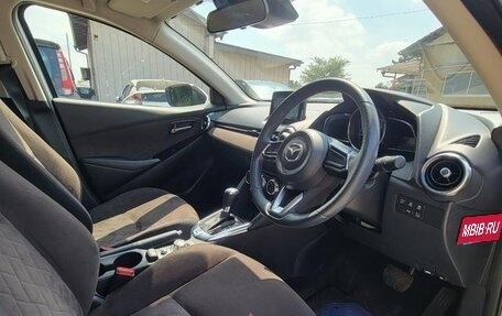 Mazda Demio IV, 2018 год, 800 000 рублей, 10 фотография