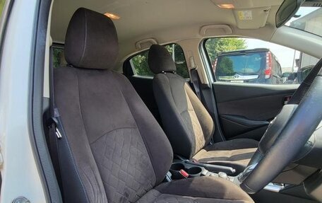 Mazda Demio IV, 2018 год, 800 000 рублей, 12 фотография