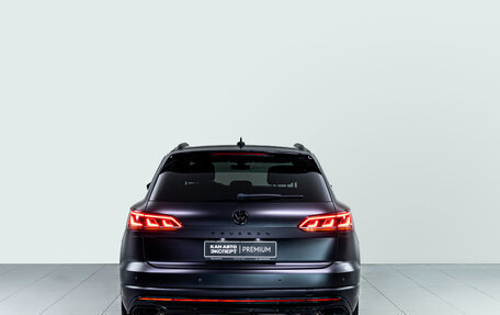 Volkswagen Touareg III, 2019 год, 4 200 000 рублей, 2 фотография