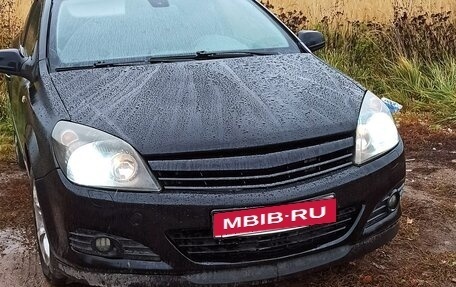 Opel Astra H, 2006 год, 400 000 рублей, 1 фотография