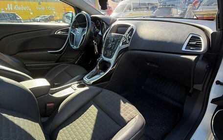 Opel Astra J, 2014 год, 1 050 000 рублей, 5 фотография