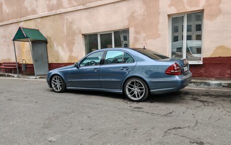 Mercedes-Benz E-Класс, 2003 год, 670 000 рублей, 4 фотография