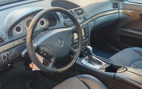 Mercedes-Benz E-Класс, 2003 год, 670 000 рублей, 14 фотография
