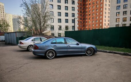 Mercedes-Benz E-Класс, 2003 год, 670 000 рублей, 8 фотография