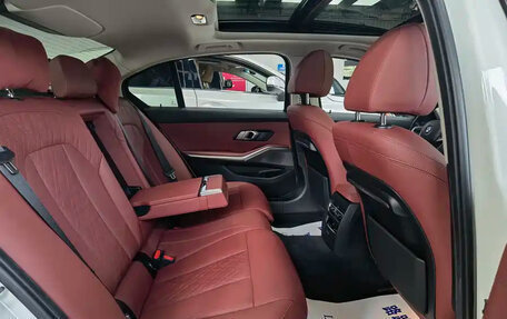 BMW 3 серия, 2022 год, 3 300 000 рублей, 9 фотография