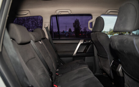 Toyota Land Cruiser Prado 150 рестайлинг 2, 2012 год, 2 099 000 рублей, 16 фотография