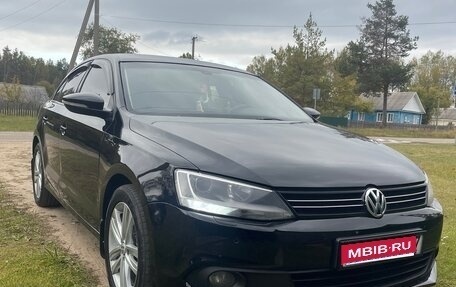Volkswagen Jetta VI, 2013 год, 1 150 000 рублей, 1 фотография