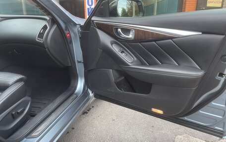Infiniti Q50 I рестайлинг, 2014 год, 1 550 000 рублей, 3 фотография
