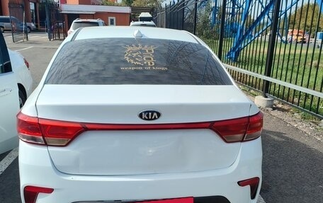 KIA Rio IV, 2018 год, 635 000 рублей, 2 фотография